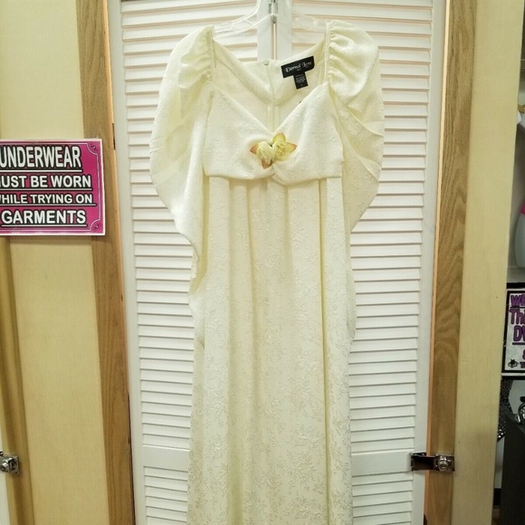 Ivory Romantic Goth Eternal Love Long Dress 2329 - Picture 3 of 12